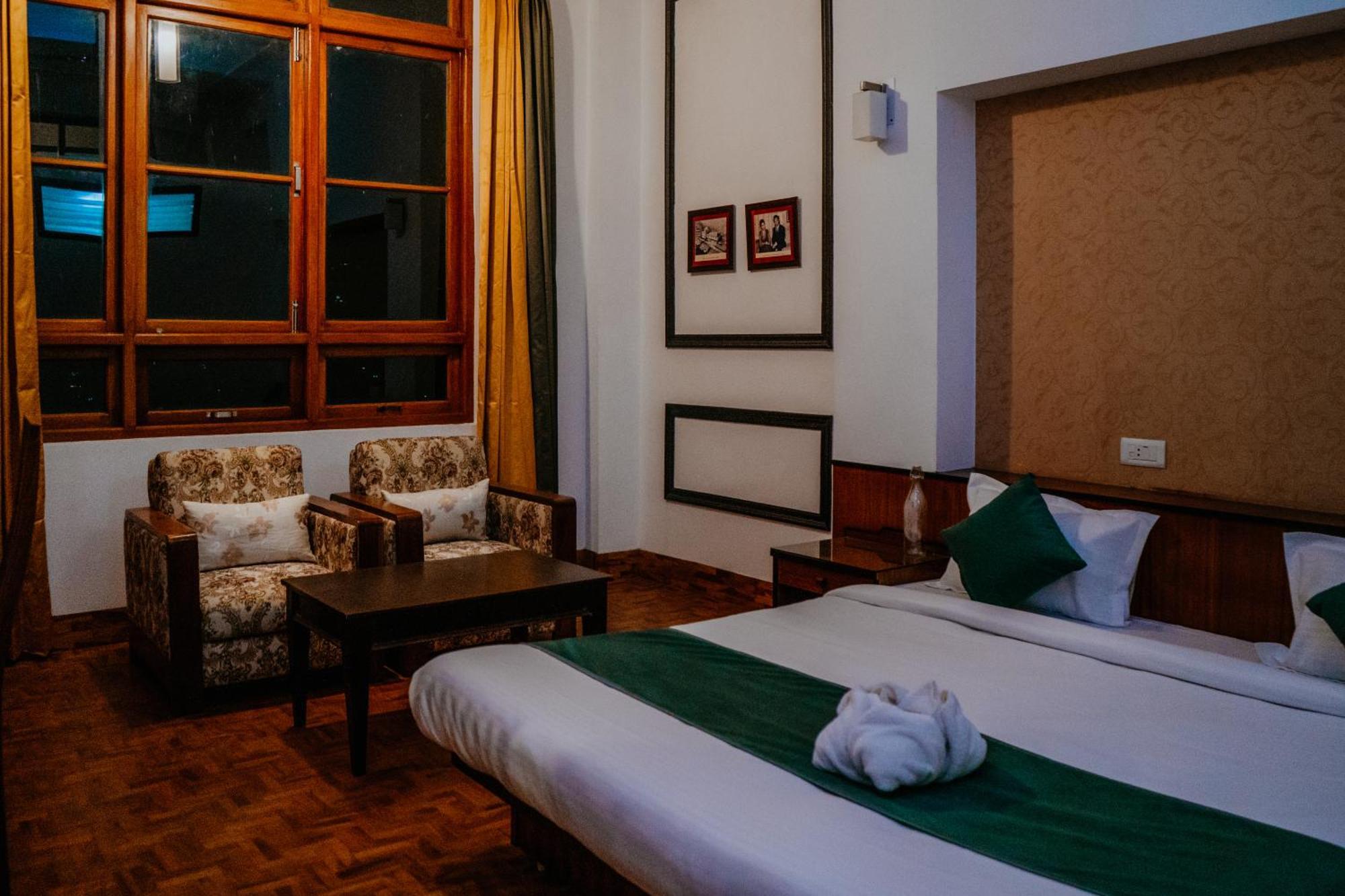 Tashi Palace Hotel กังต็อก ภายนอก รูปภาพ