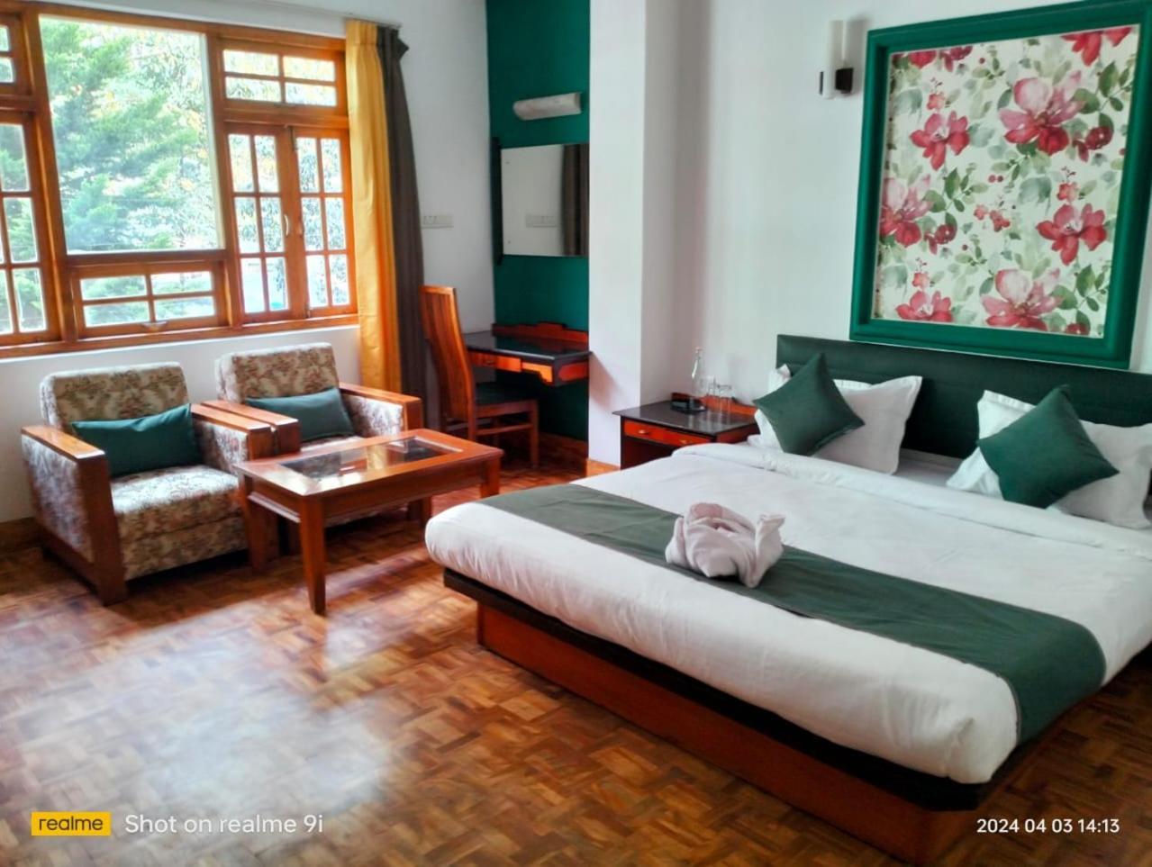 Tashi Palace Hotel กังต็อก ภายนอก รูปภาพ