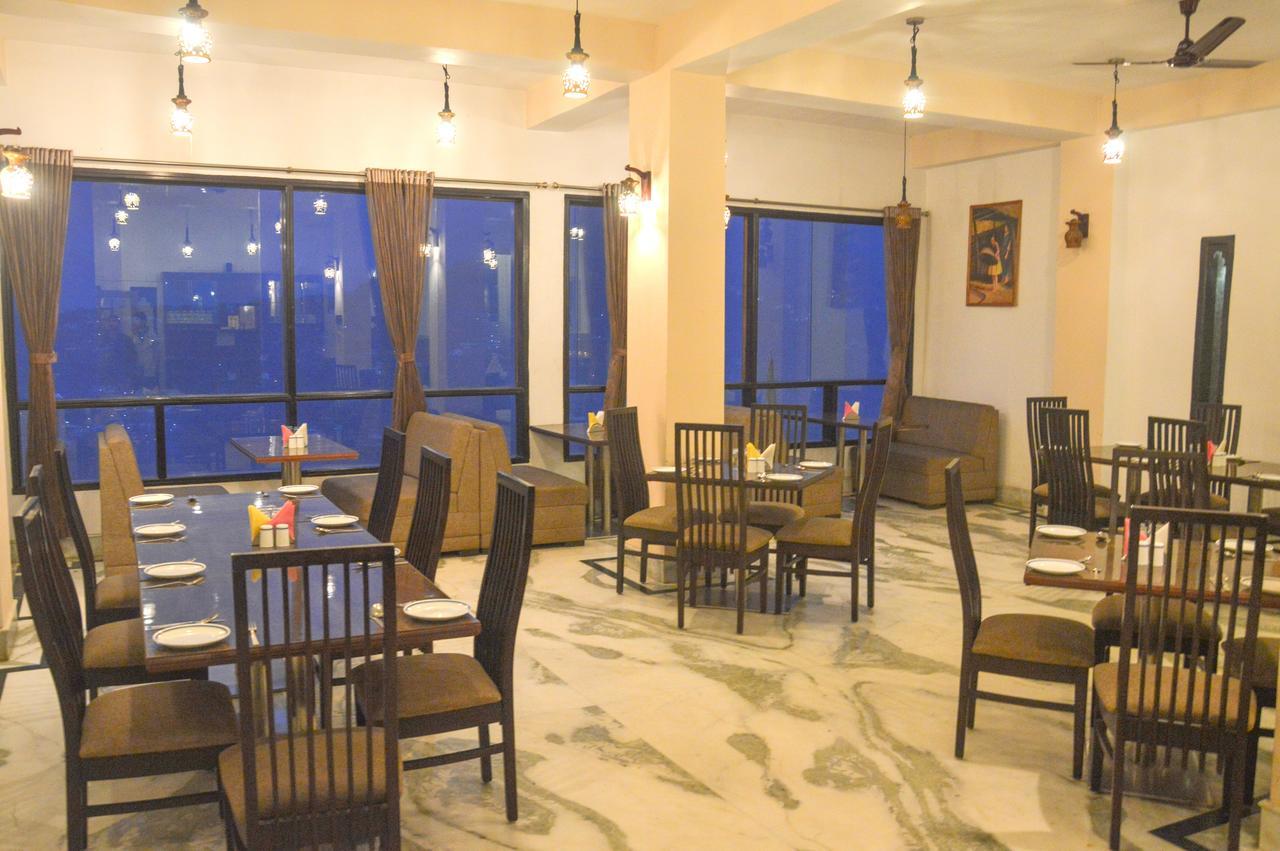 Tashi Palace Hotel กังต็อก ภายนอก รูปภาพ
