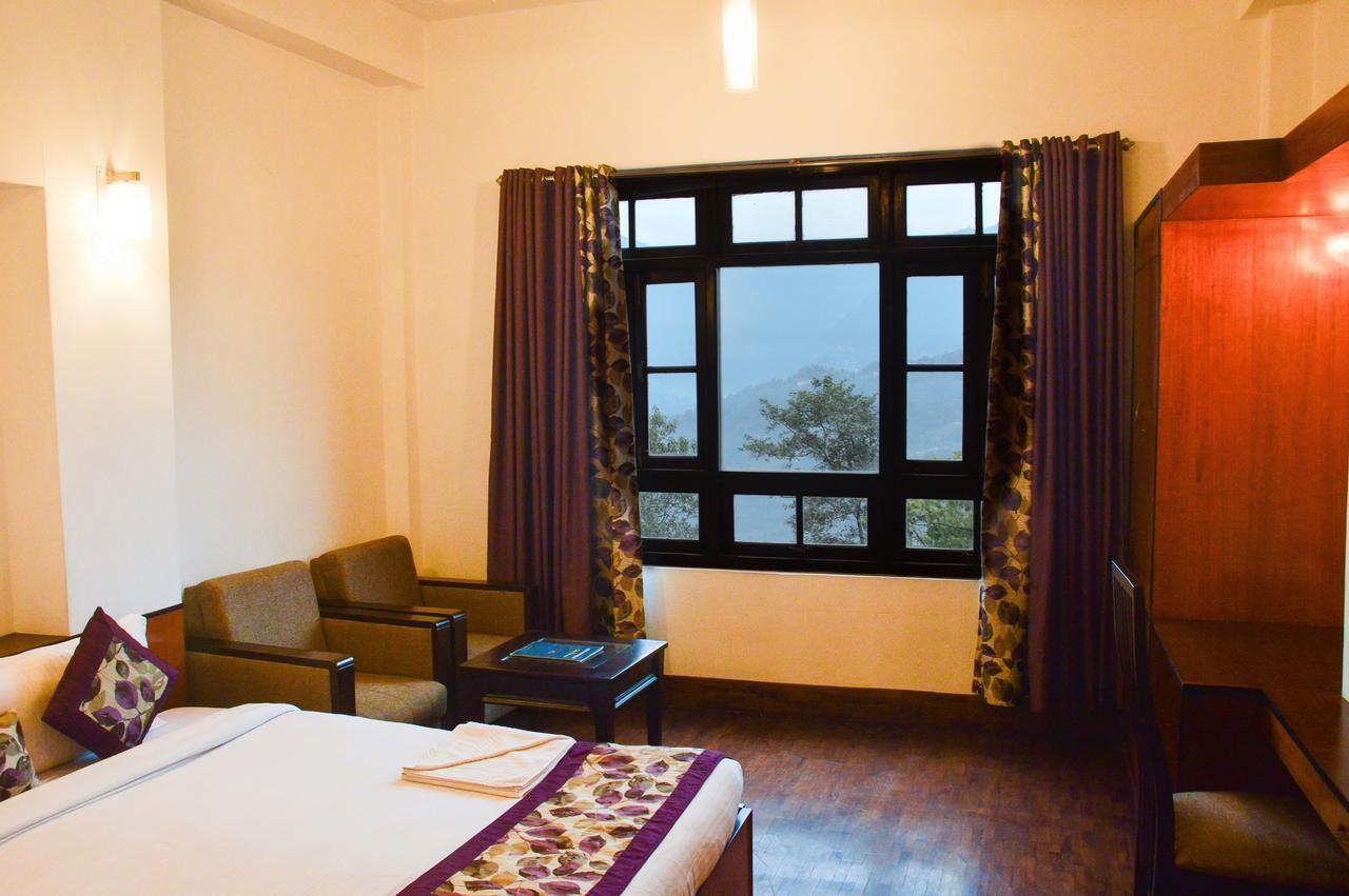 Tashi Palace Hotel กังต็อก ภายนอก รูปภาพ
